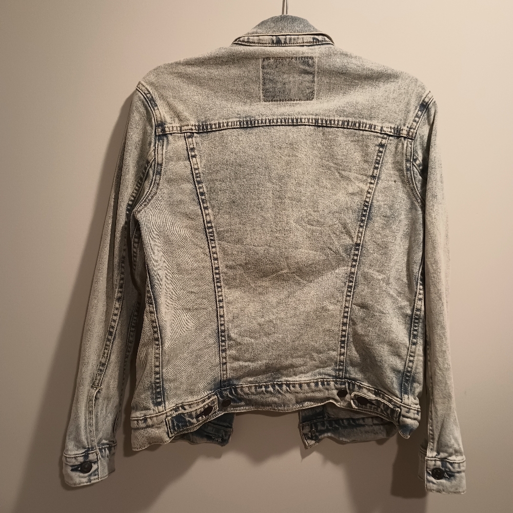 Levi's jean jacket acid wash XS - Picture 3 of 3